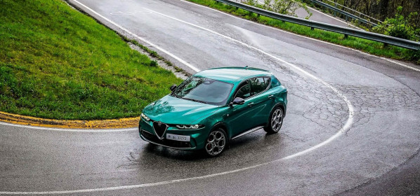 Alfa_Romeo-Tonale-2023 (9)