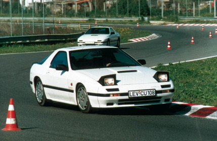 Mazda-RX-7-Turbo_-2nd-Gen_-1986