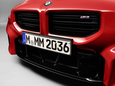2023-BMW-M2-26