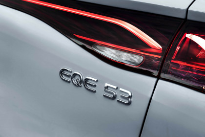 2024-Mercedes-Benz-EQE-SUV (11)