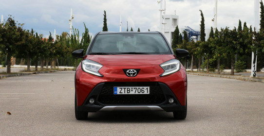 Toyota Aygo X caroto test drive 2022 (7)