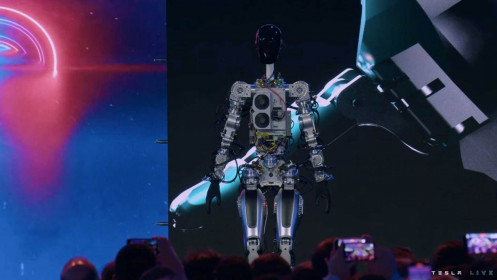 tesla-humanoid-robot-prototype-ai-day-2022 (1)