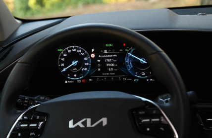 Kia Niro Hybrid caroto test drive 2022 (19)