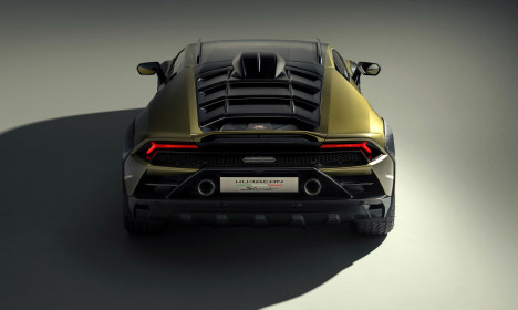 Lamborghini-Huracan-Sterrato-2023 (13)
