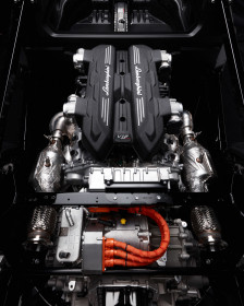 Lamborghini LB744 Plug-In Hybrid (10)