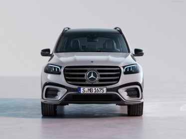 Mercedes-Benz-GLS-2024-1600-04