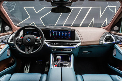BMW XM Greece times polisis (4)