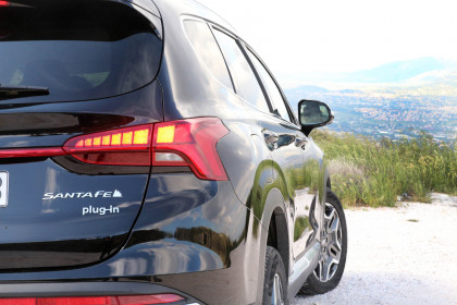 Hyundai Santa Fe PHEV caroto test drive 2023 (23)