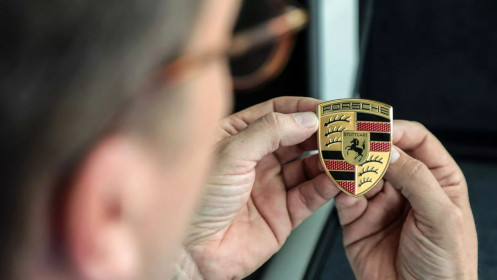 Porsche-badge-sima logotypo (5)