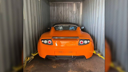 Tesla-Roadster-Shipping (1)