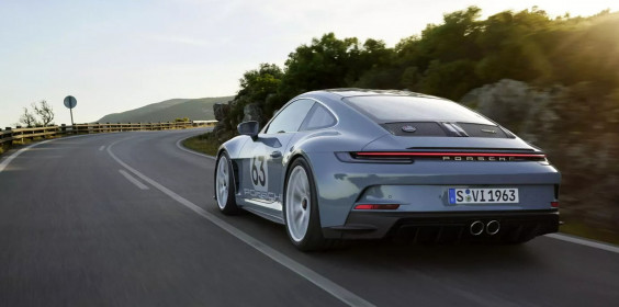 2024-Porsche-911-S-Τ-6