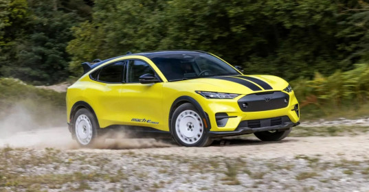 2023-Ford-Mustang-Mach-E-Rallye-5