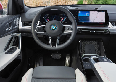 BMW-iX2-2024-1600-2c