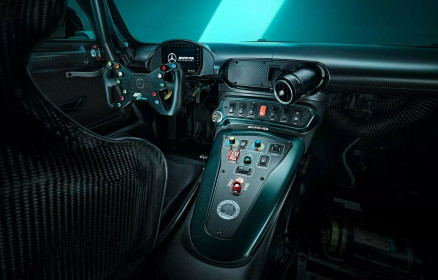 Mercedes-AMG-GT2-Pro-2024 (6)