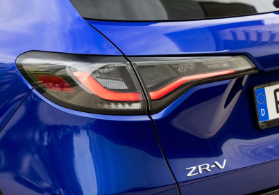 Honda-ZR-V-2024-29