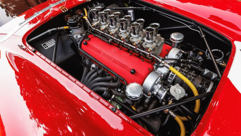1958-Ferrari-250-Testa-Rossa-11