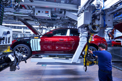 BMW-Munich-Plant-Ergostasio-production-5