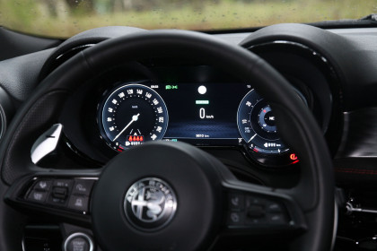 Alfa-Romeo-Tonale-PHEV-Q4-280-PS-caroto-test-drive-2024-16