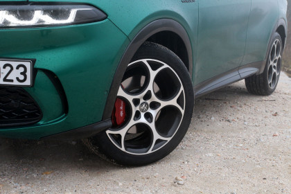 Alfa-Romeo-Tonale-PHEV-Q4-280-PS-caroto-test-drive-2024-53