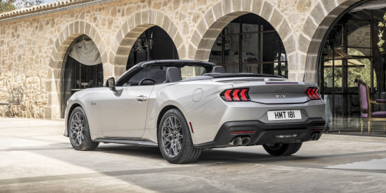 FORD-MUSTANG-CABRIO-2024-4