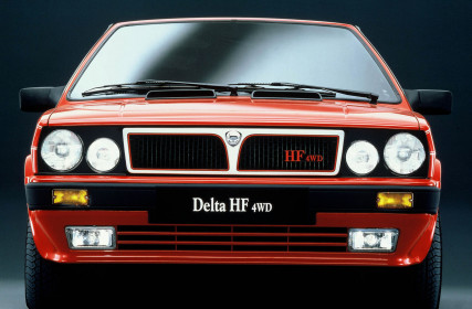 Lancia-Delta_HF_4WD-1986-1600-03