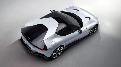 New_Ferrari_V12_e12Cilindri-2025-14