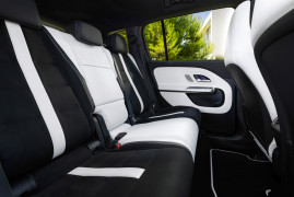 Der neue elektrische Mercedes-Benz GLB.
The all-new electric Mercedes-Benz GLB.